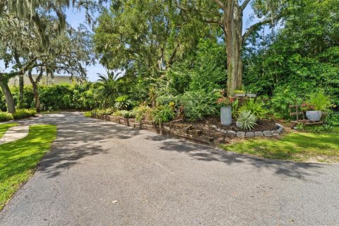 Casa en venta en Eustis, Florida, 4 dormitorios, 442.49 m2 № 1839948 - foto 2