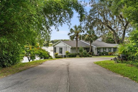 Casa en venta en Eustis, Florida, 4 dormitorios, 442.49 m2 № 1839948 - foto 3