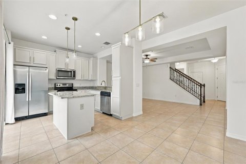 Touwnhouse à vendre à Orlando, Floride: 3 chambres, 156.26 m2 № 2419920 - photo 7