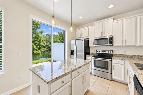 Touwnhouse à vendre à Orlando, Floride: 3 chambres, 156.26 m2 № 2419920 - photo 10