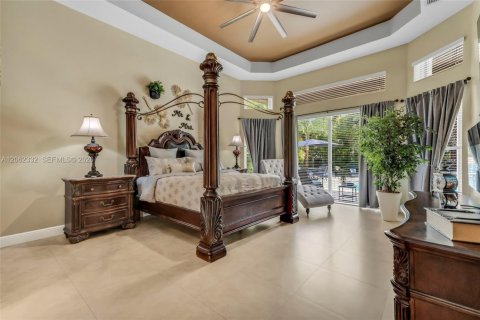Casa en venta en Miramar, Florida, 5 dormitorios, 349.87 m2 № 2275999 - foto 17