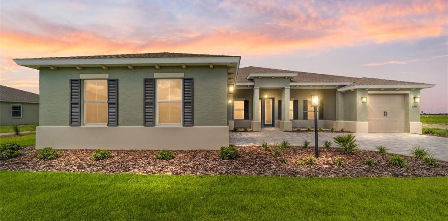 Casa en Ocala, Florida 3 dormitorios, 270.07 m2 № 1885852