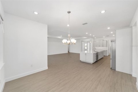 Casa en venta en Ocala, Florida, 3 dormitorios, 270.07 m2 № 1885852 - foto 19