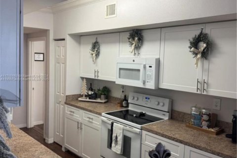 Condominio en venta en Pembroke Pines, Florida, 2 dormitorios, 104.98 m2 № 1952187 - foto 4