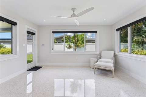 Casa en venta en Saint Pete Beach, Florida, 2 dormitorios, 123.28 m2 № 1881380 - foto 13