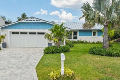 Villa ou maison à vendre à Saint Pete Beach, Floride: 2 chambres, 123.28 m2 № 1881380 - photo 25