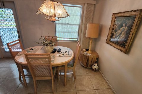 Condominio en venta en Deerfield Beach, Florida, 2 dormitorios, 76.18 m2 № 2176013 - foto 5