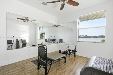 House in Cooper City, Florida 3 bedrooms, 164.44 sq.m. № 2075020 - photo 25