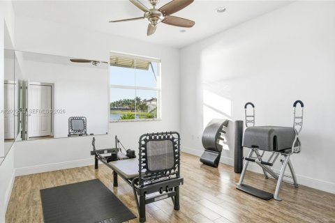 House in Cooper City, Florida 3 bedrooms, 164.44 sq.m. № 2075020 - photo 24