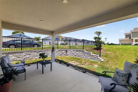 Villa ou maison à vendre à Davenport, Floride: 4 chambres, 178.19 m2 № 2272874 - photo 17