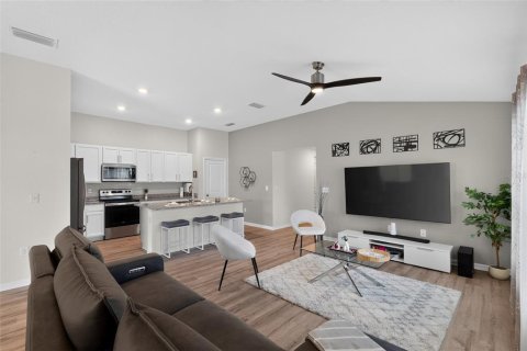 Villa ou maison à vendre à Davenport, Floride: 4 chambres, 178.19 m2 № 2272874 - photo 6