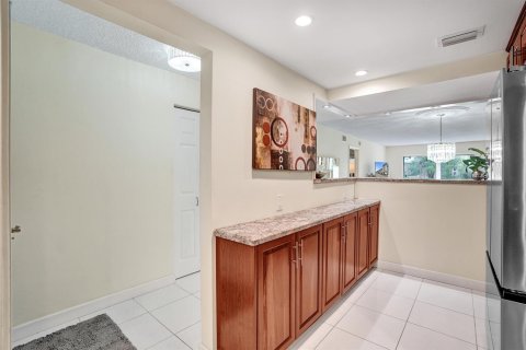 Copropriété à vendre à Lauderhill, Floride: 2 chambres, 101.45 m2 № 2147058 - photo 5