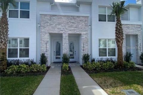 Touwnhouse à vendre à Clermont, Floride: 3 chambres, 172.05 m2 № 1904591 - photo 1