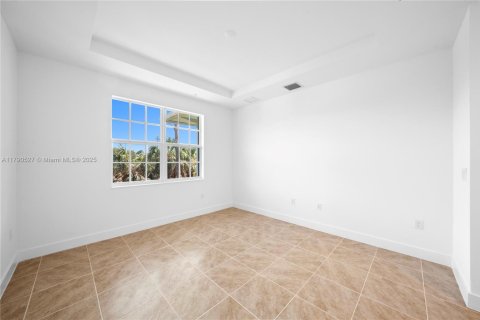 Casa en venta en Bonita Springs, Florida, 3 dormitorios, 170.94 m2 № 1961992 - foto 16