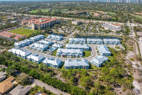 Casa en venta en Bonita Springs, Florida, 3 dormitorios, 170.94 m2 № 1961992 - foto 9