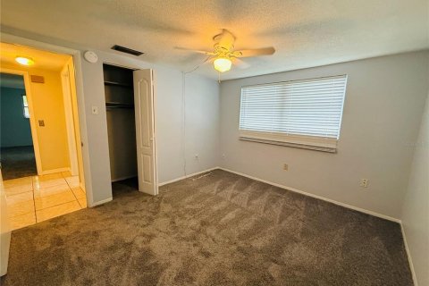 Villa ou maison à louer à Port Richey, Floride: 2 chambres, 101.82 m2 № 2310158 - photo 21
