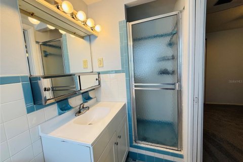 Villa ou maison à louer à Port Richey, Floride: 2 chambres, 101.82 m2 № 2310158 - photo 16