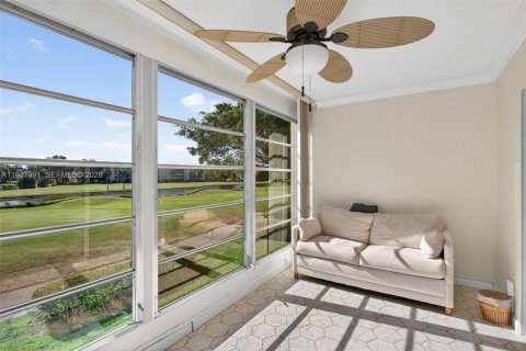 Condo in Coconut Creek, Florida, 2 bedrooms  № 2004227 - photo 23