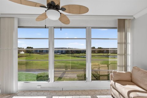 Condo in Coconut Creek, Florida, 2 bedrooms  № 2004227 - photo 19