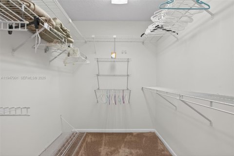 Condo in Coconut Creek, Florida, 2 bedrooms  № 2004227 - photo 28