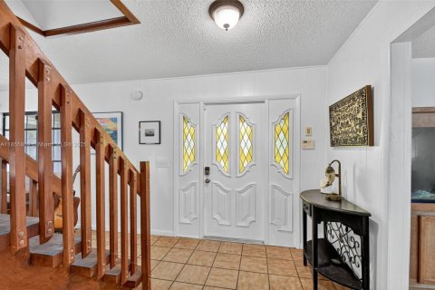 House in Lake Worth, Florida 4 bedrooms, 262.36 sq.m. № 1878561 - photo 6
