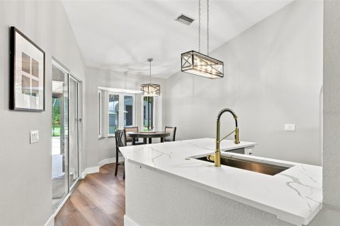 House in North Port, Florida 3 bedrooms, 244.52 sq.m. № 2351543 - photo 19