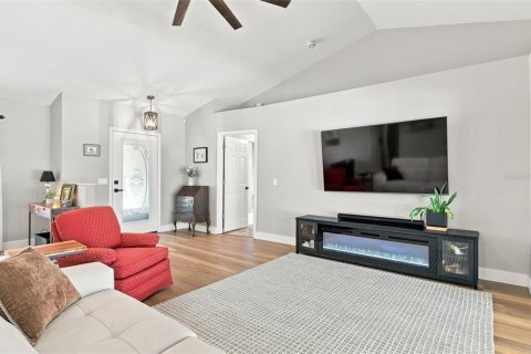 House in North Port, Florida 3 bedrooms, 244.52 sq.m. № 2351543 - photo 10