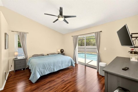 House in Tarpon Springs, Florida 3 bedrooms, 144.83 sq.m. № 2237060 - photo 11
