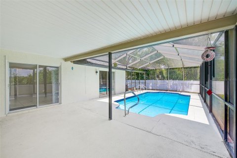 House in Tarpon Springs, Florida 3 bedrooms, 144.83 sq.m. № 2237060 - photo 16