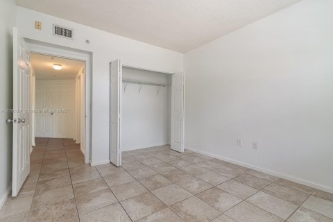 Copropriété à vendre à Sunny Isles Beach, Floride: 3 chambres, 125.7 m2 № 1708417 - photo 26