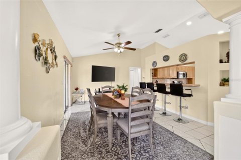 House in Ocala, Florida 3 bedrooms, 166.67 sq.m. № 2388773 - photo 29