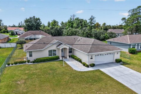 House in Ocala, Florida 3 bedrooms, 166.67 sq.m. № 2388773 - photo 5