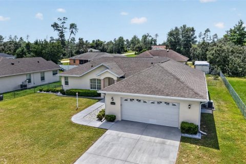 House in Ocala, Florida 3 bedrooms, 166.67 sq.m. № 2388773 - photo 3
