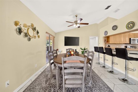 House in Ocala, Florida 3 bedrooms, 166.67 sq.m. № 2388773 - photo 30