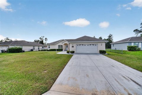 House in Ocala, Florida 3 bedrooms, 166.67 sq.m. № 2388773 - photo 7