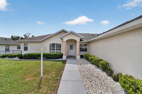 House in Ocala, Florida 3 bedrooms, 166.67 sq.m. № 2388773 - photo 12