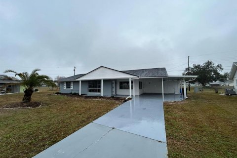 Casa en venta en Sun City Center, Florida, 2 dormitorios, 132.39 m2 № 1907929 - foto 1