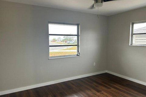 Casa en venta en Sun City Center, Florida, 2 dormitorios, 132.39 m2 № 1907929 - foto 9