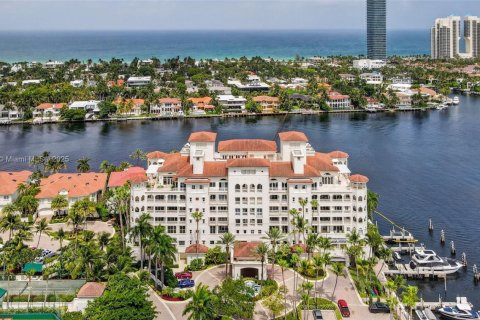 Condo in Aventura, Florida, 3 bedrooms  № 1962656 - photo 11