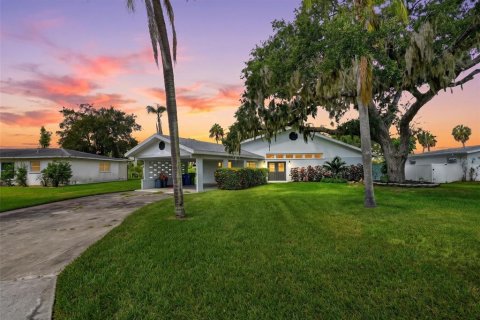 House in Ellenton, Florida 3 bedrooms, 232.26 sq.m. № 2329224 - photo 5