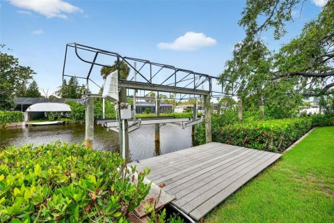 House in Ellenton, Florida 3 bedrooms, 232.26 sq.m. № 2329224 - photo 14