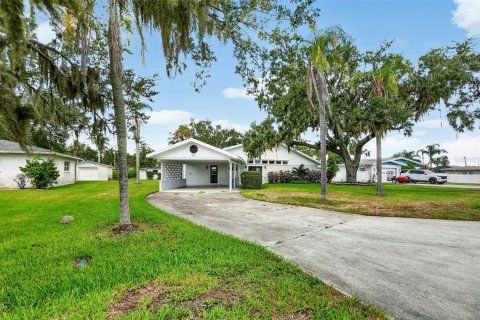 House in Ellenton, Florida 3 bedrooms, 232.26 sq.m. № 2329224 - photo 3