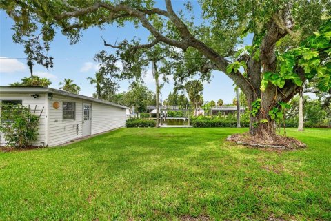 House in Ellenton, Florida 3 bedrooms, 232.26 sq.m. № 2329224 - photo 11