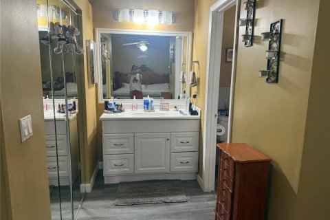House in Tamarac, Florida 3 bedrooms, 135.08 sq.m. № 2250321 - photo 19