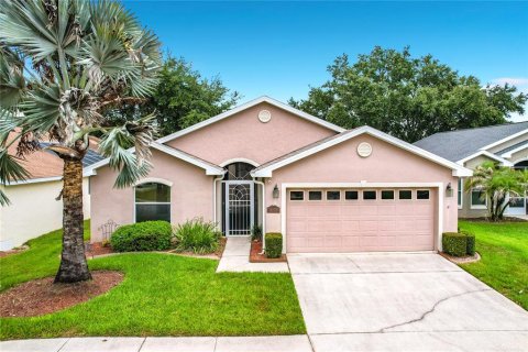 House in Lake Wales, Florida 3 bedrooms, 159.61 sq.m. № 2210090 - photo 5
