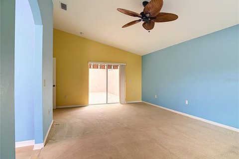 House in Lake Wales, Florida 3 bedrooms, 159.61 sq.m. № 2210090 - photo 20