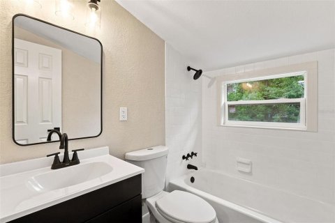Immobilier commercial à vendre à Ormond Beach, Floride: 4 chambres, 117.61 m2 № 2349733 - photo 11