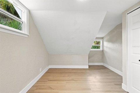 Immobilier commercial à vendre à Ormond Beach, Floride: 4 chambres, 117.61 m2 № 2349733 - photo 9
