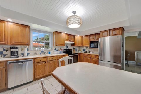 Villa ou maison à vendre à Homestead, Floride: 4 chambres, 163.32 m2 № 1896465 - photo 12