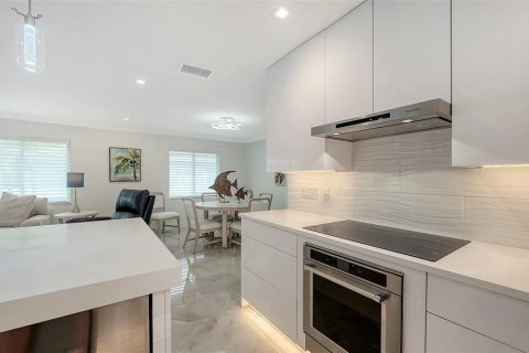 Купить виллу или дом в Сарасота, Флорида 7 комнат, 115.38м2, № 2109722 - фото 14